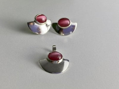 925 Sterling Silver Pink Agate Stud Earrings & Pendant Set