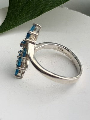 925 Sterling Silver Blue Topaz Ring Size 8
