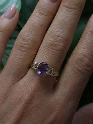 10K Yellow Gold Purple Amethyst & Diamond Ring Size 8.5