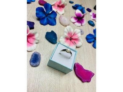 925 Sterling Silver Pearl Ring Size 8