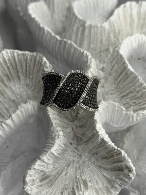 JWBR 925 Sterling Silver Black & White Diamonds Ring Size 7
