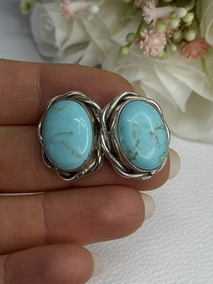 Vintage Elegant 925 Sterling Silver Turquoise Earrings Length 0.93 Inch