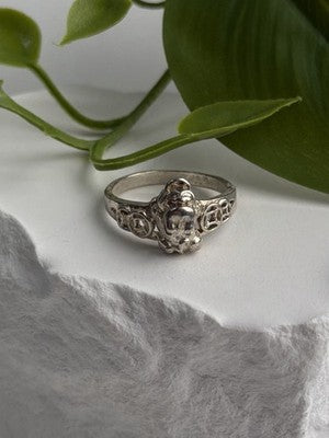 Vintage 925 Sterling Silver Frog Ring Size 7.5