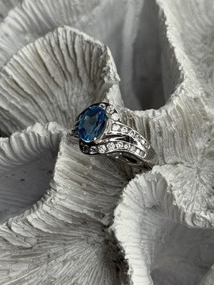 Shiny 925 Sterling Silver Topaz & Beryl Ring Size 7