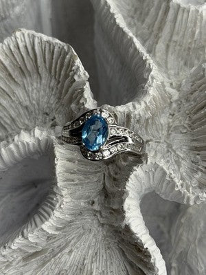 Shiny 925 Sterling Silver Topaz & Beryl Ring Size 7