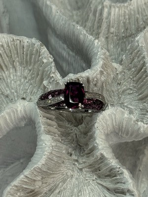 10K White Gold Spinel & Diamond Ring Size 6.5