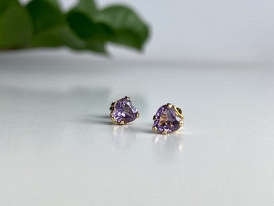 10K Yellow Gold Tanzanite Hearts Earrings