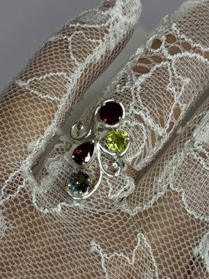 925 Sterling Silver Alexandrite, Garnet & Peridot Ring Size 6.5