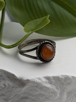 Vintage 925 Sterling Silver Carnelian Ring Size 9.5