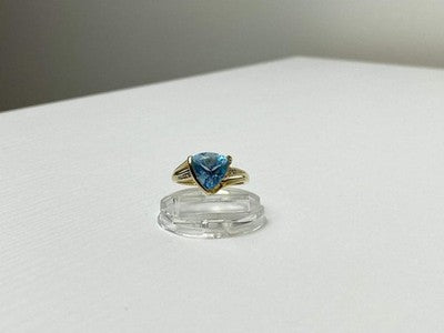 10K Yellow Gold Topaz & Diamonds Ring Size 7