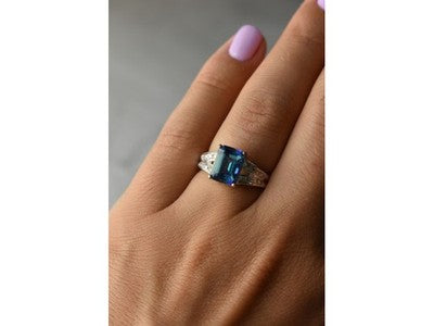 925 Sterling Silver Blue Spinel Ring Size 6.5