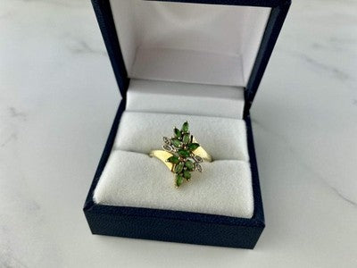 10K Yellow Gold Peridot & Diamonds Ring Size 8