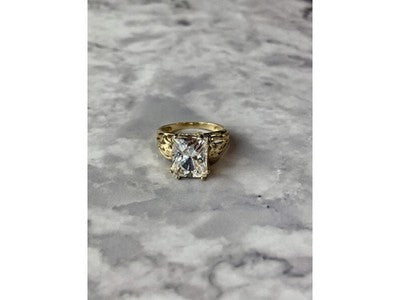 10K Yellow Gold CZ Ring Size 6.5 UTC