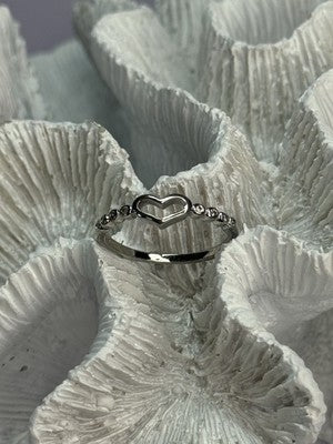 925 Sterling Silver CZ Heart Ring Size 8