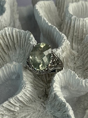 925 Sterling Silver Pale Green Amethyst Ring Size 7