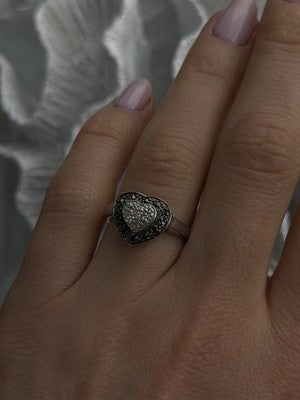 925 Sterling Silver White & Black Spinel Heart Ring Size 7.5