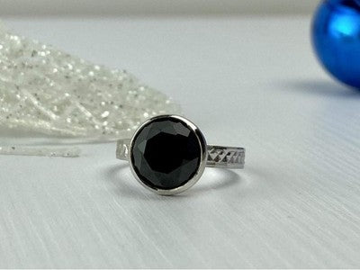 925 Sterling Silver Black Onyx Ring Size 8