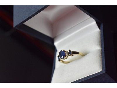 14K Yellow Gold Sapphire & Diamonds Ring Size 7