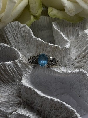 Vintage Filigree 925 Sterling Silver Blue & Clear Topaz Ring Size 8.5