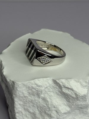 925 Sterling Silver Black Enamel & CZ Men'S Ring Size 11