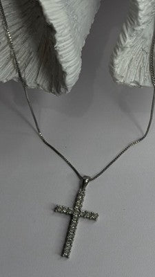 925 Sterling Silver Diamonds Cross Necklace
