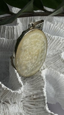 925 Sterling Silver Mother of Pearl Tree of Life Pendant