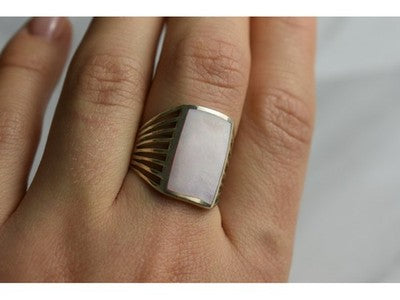 925 Sterling Silver Pink Mother OF Pearl Ring Size 8