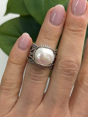 Vintage 925 Sterling Silver Pearl Ring Size 4
