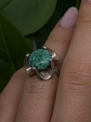 Vintage 925 Sterling Silver Green Peking Glass Stone Ring Size 6