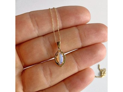 14K Yellow Gold Opal & Diamond Chain With Pendant