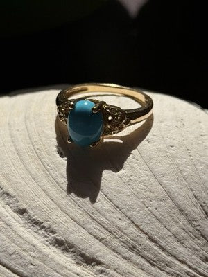 14K Yellow Gold Blue Oval Turquoise & Diamond Ring Size 6