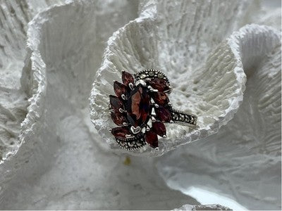 925 Sterling Silver Spessartine & Marcasites Ring Size 6.5