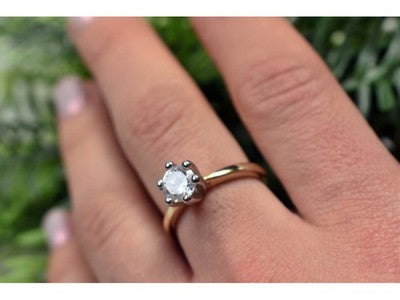 Gold Plated (18K) Ring With CZ Size 8
