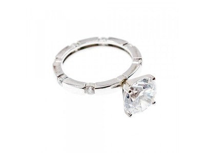 925 Sterling Silver CZ Ring Size 6