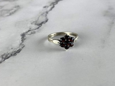 925 Sterling Silver Almandine "Flower" Ring Size 7