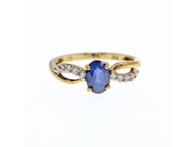 10K Yellow Gold Blue & White Sapphire Ring Size 6.75