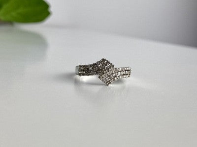 925 Sterling Silver White Topaz Ring Size 9