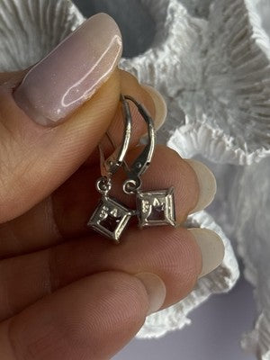Shiny 925 Sterling Silver Topaz Earrings Length 1 Inch
