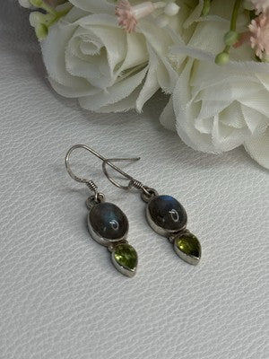 925 Sterling Silver Peridot & Moonstone Earrings Length 1.40 Inch