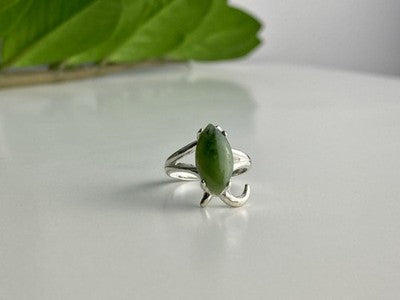 925 Sterling Silver Green Nephrite Ring Size 6.5