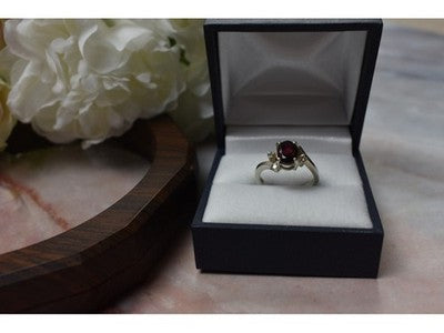 925 Sterling Silver Garnet & CZ Ring Size 6