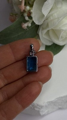 925 Sterling Silver Blue Shiny Cz Necklace Length 16/18 in