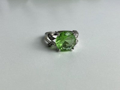 925 Sterling Silver CZ Ring Size 7