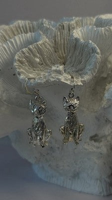 Dangle 925 Sterling Silver Cat Earrings Head allows for movement