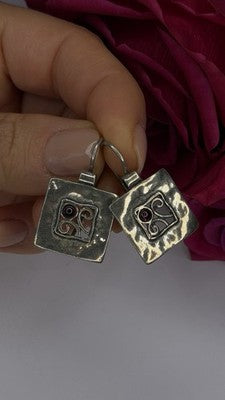 Vintage Israel Silpada 925 Sterling Silver Garnet Earrings