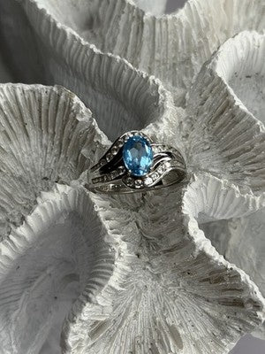 Shiny 925 Sterling Silver Topaz & Beryl Ring Size 7