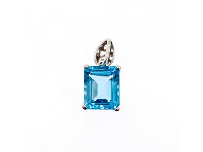 10K White Gold Topaz Pendant