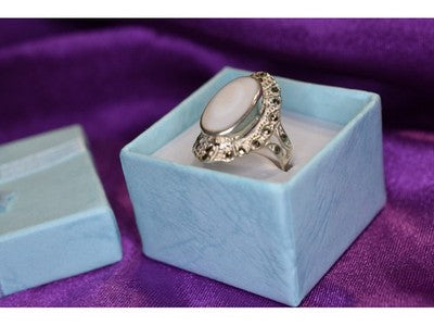 925 Sterling Silver Mother OF Pearl & Marcasites Ring Size 6.5