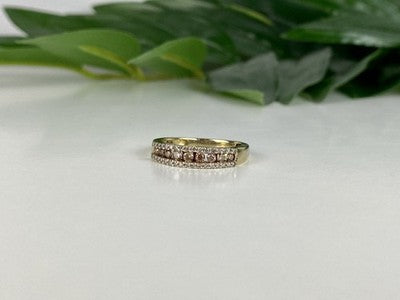 10K Yellow Gold White Sapphire & Diamonds Ring Size 8
