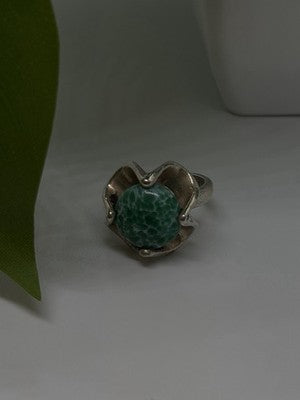 Vintage 925 Sterling Silver Green Peking Glass Stone Ring Size 6